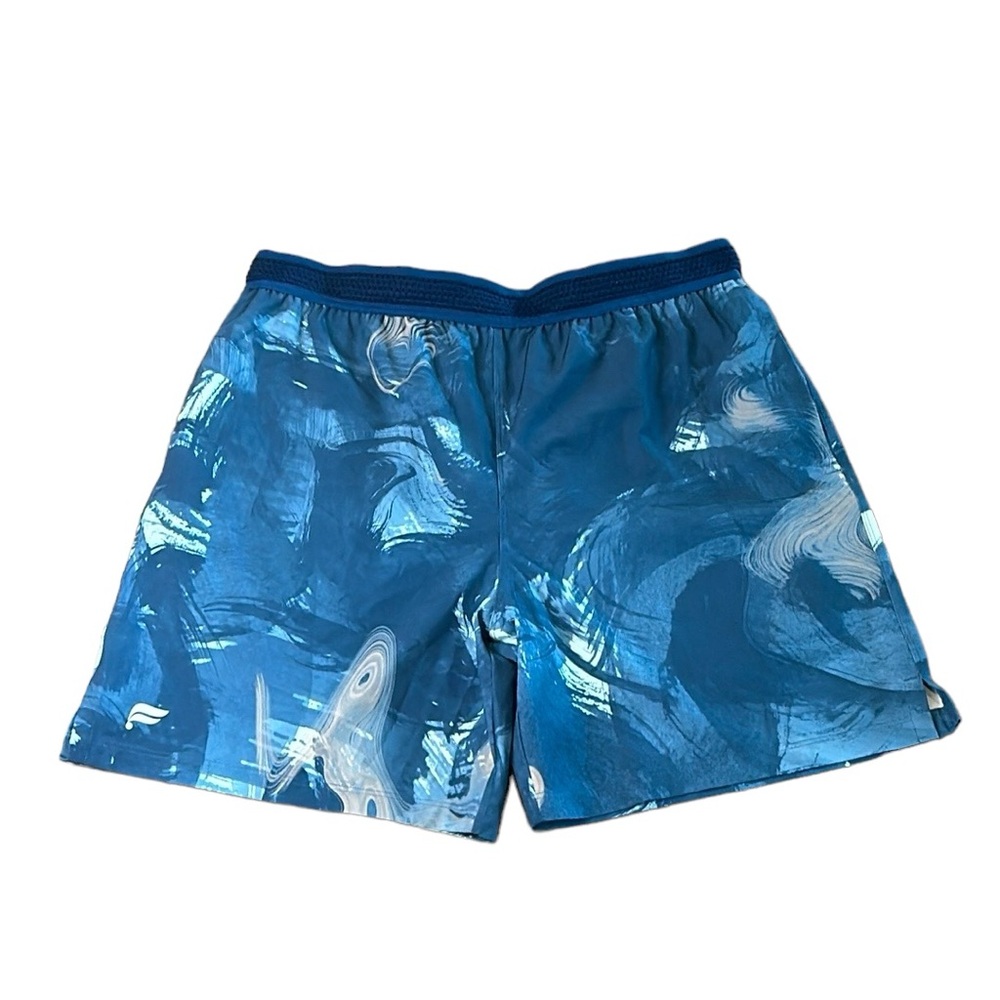 Fabletics The Fundamental Mens Shorts Thigh Length Size Large
